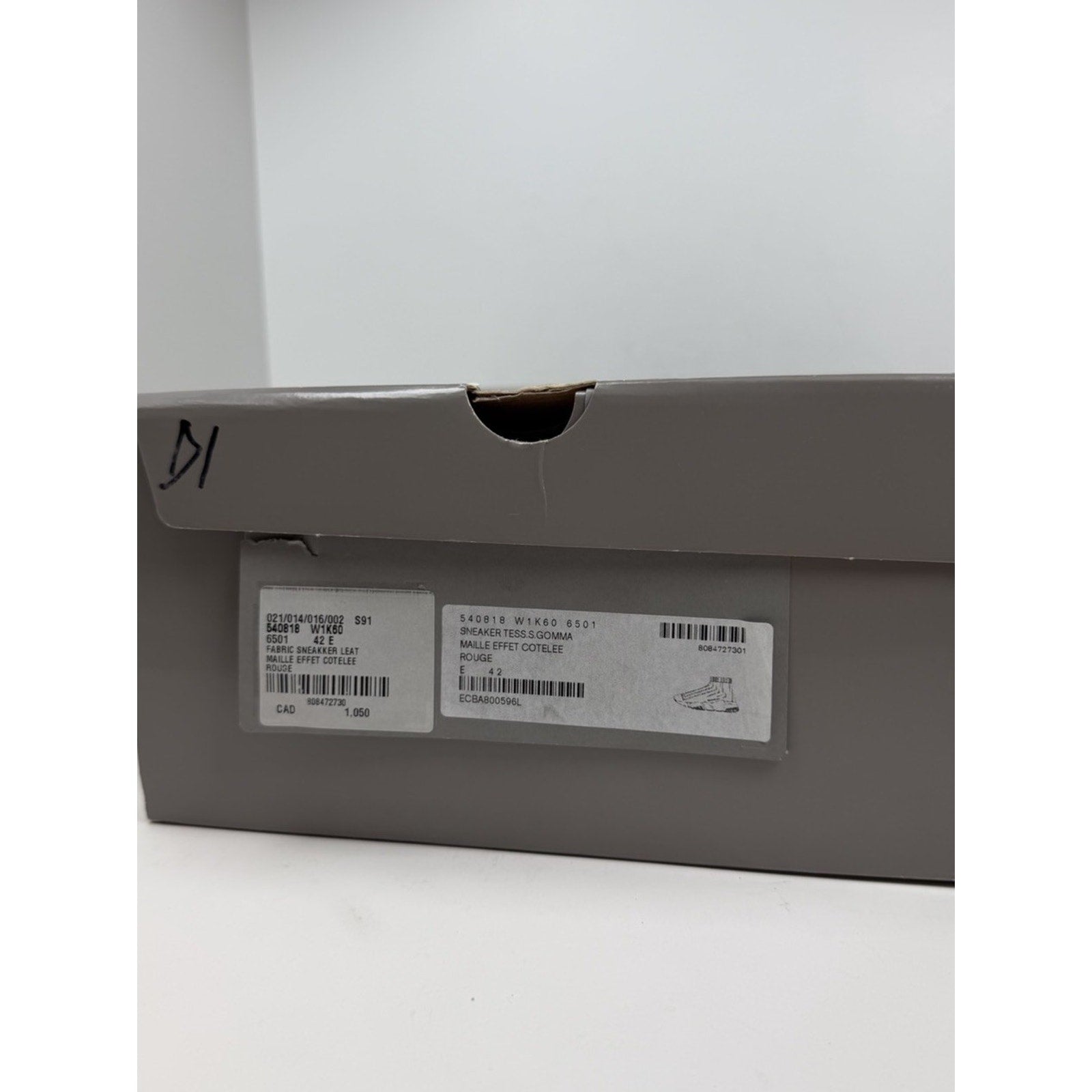 Size 42EU/9US - Balenciaga Speed Rib Knit NEW