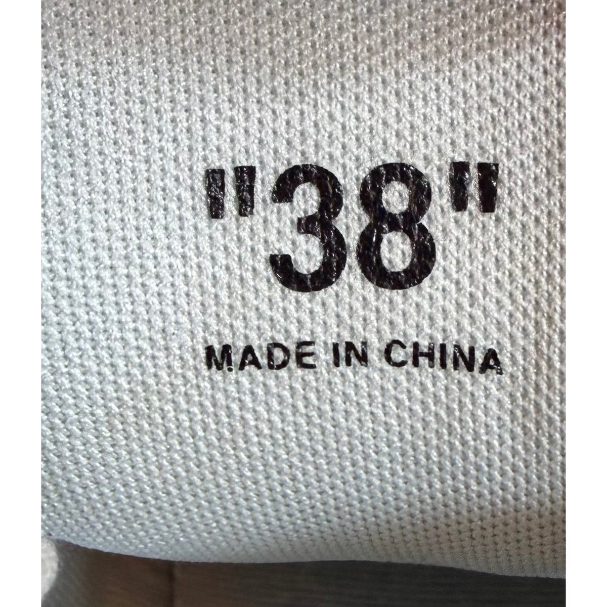Size 38/8 - Off-White Out Of Office “For Walking” Women’s
