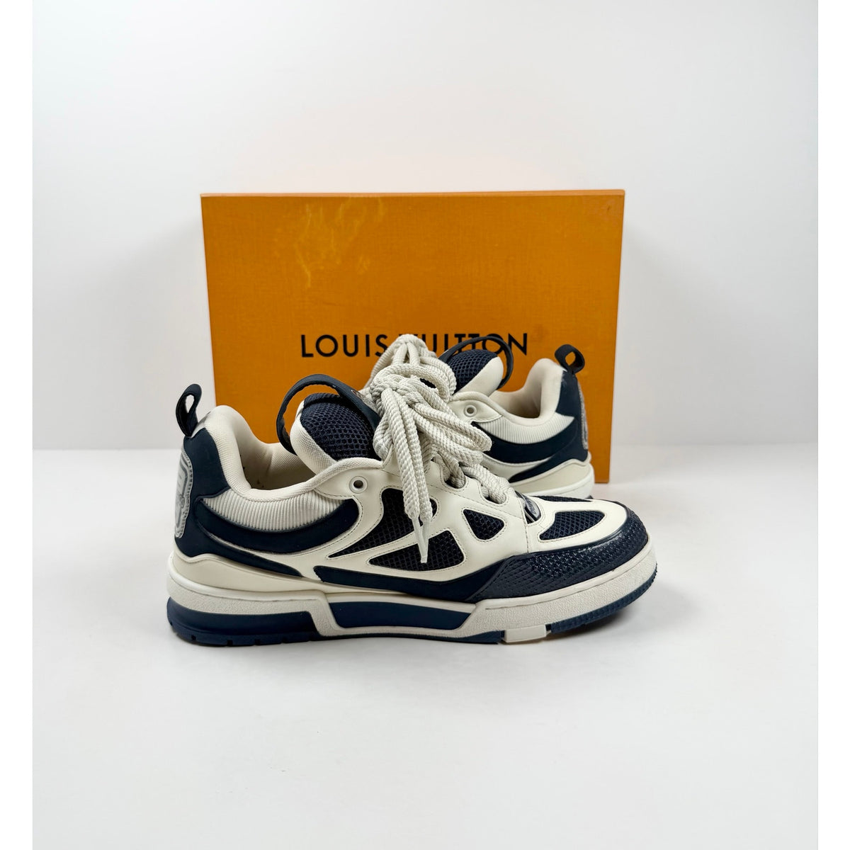 Size 8LV/9US - Louis Vuitton Skate Marine Blue