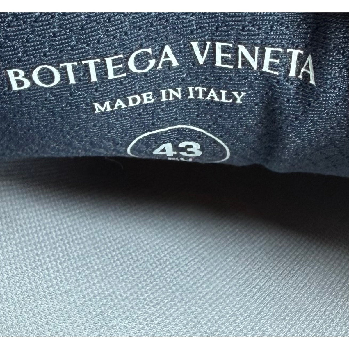 Size 43EU/10US - Bottega Veneta Orbit Taxi Denim NEW