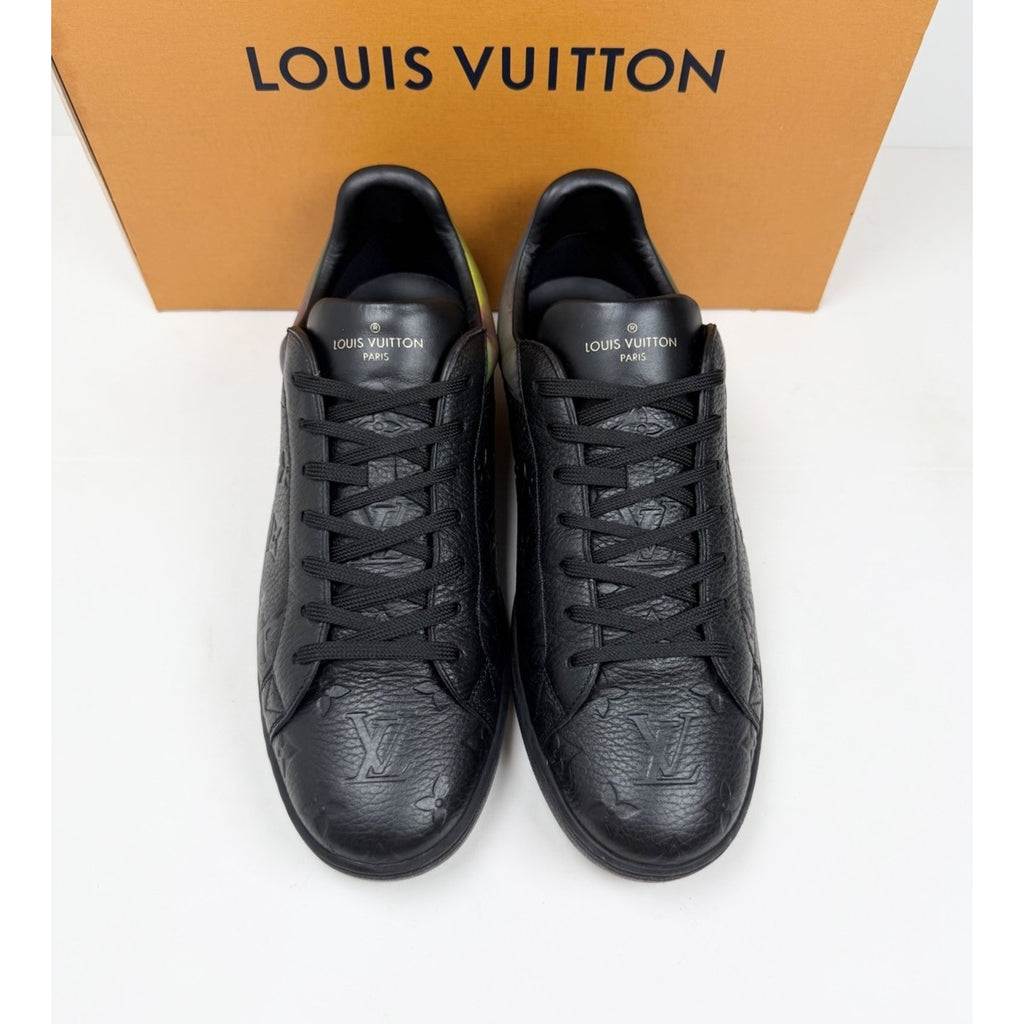 Size 8.5LV/9.5US - Louis Vuitton Luxembourg Like New