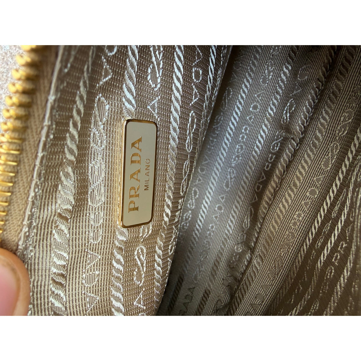 Prada Re-Edition 2005 nubuck & Saffiano leather mini-bag NEW