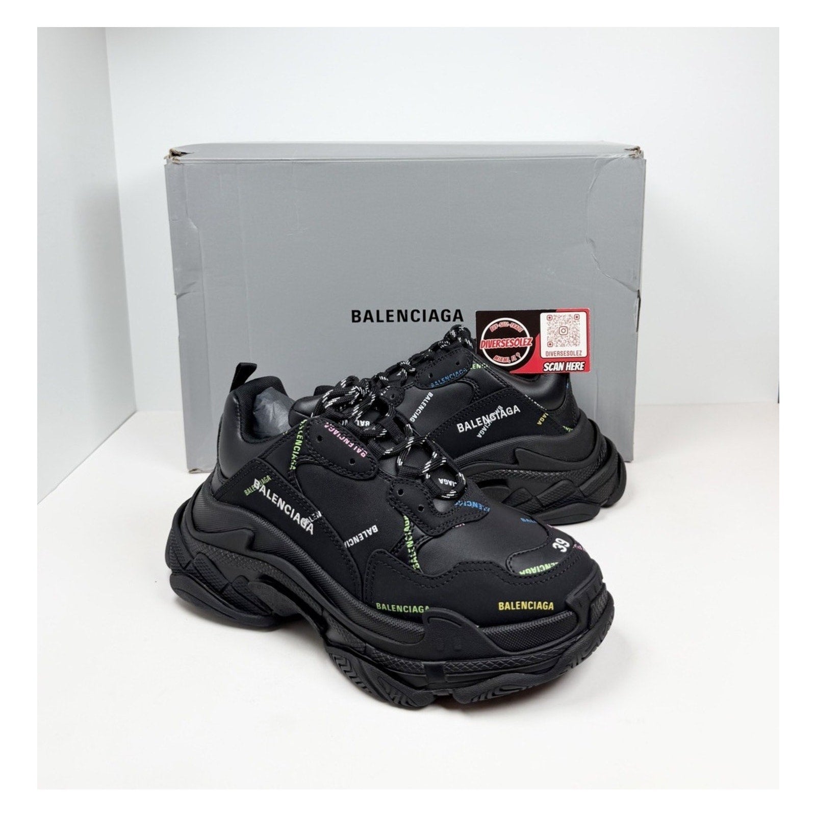 Size 39EU/6US - Balenciaga Triple S Multicolor NEW