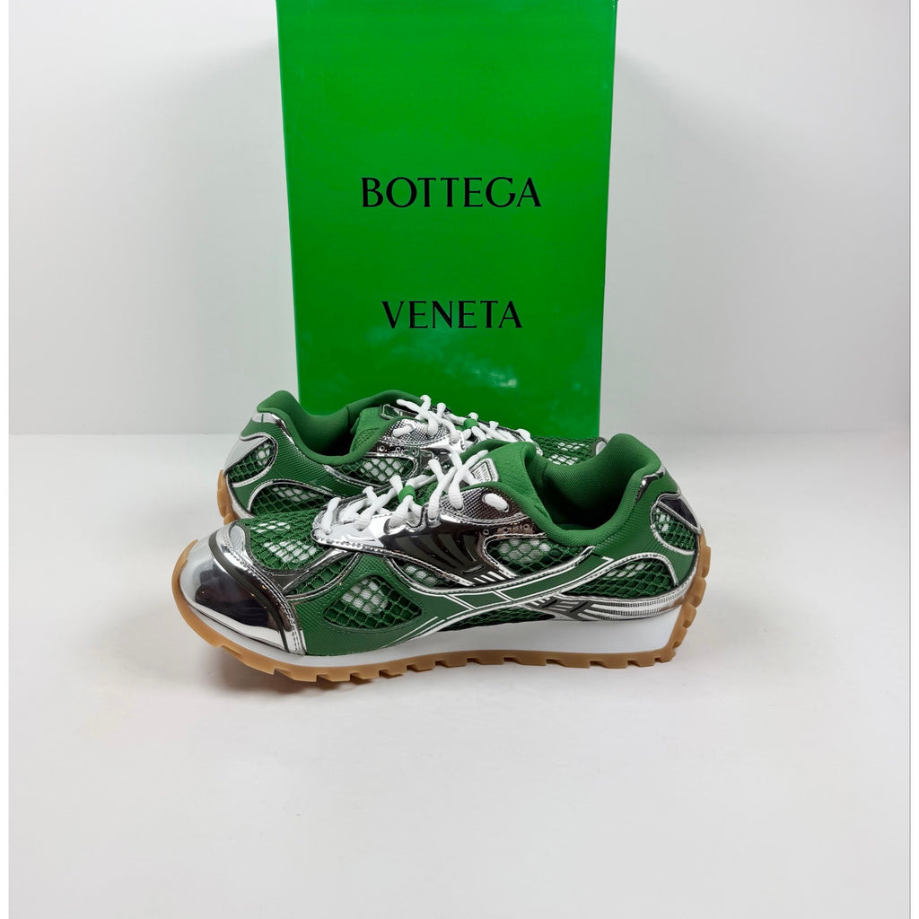 Size 44EU/11US - Bottega Veneta Orbit Shamrock Green NEW