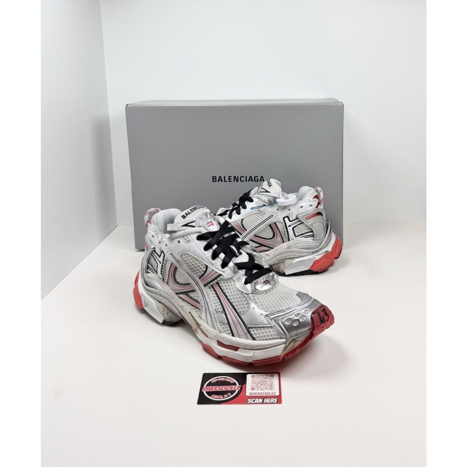 Size 43EU/10US - Balenciaga Runner White Red Black NEW