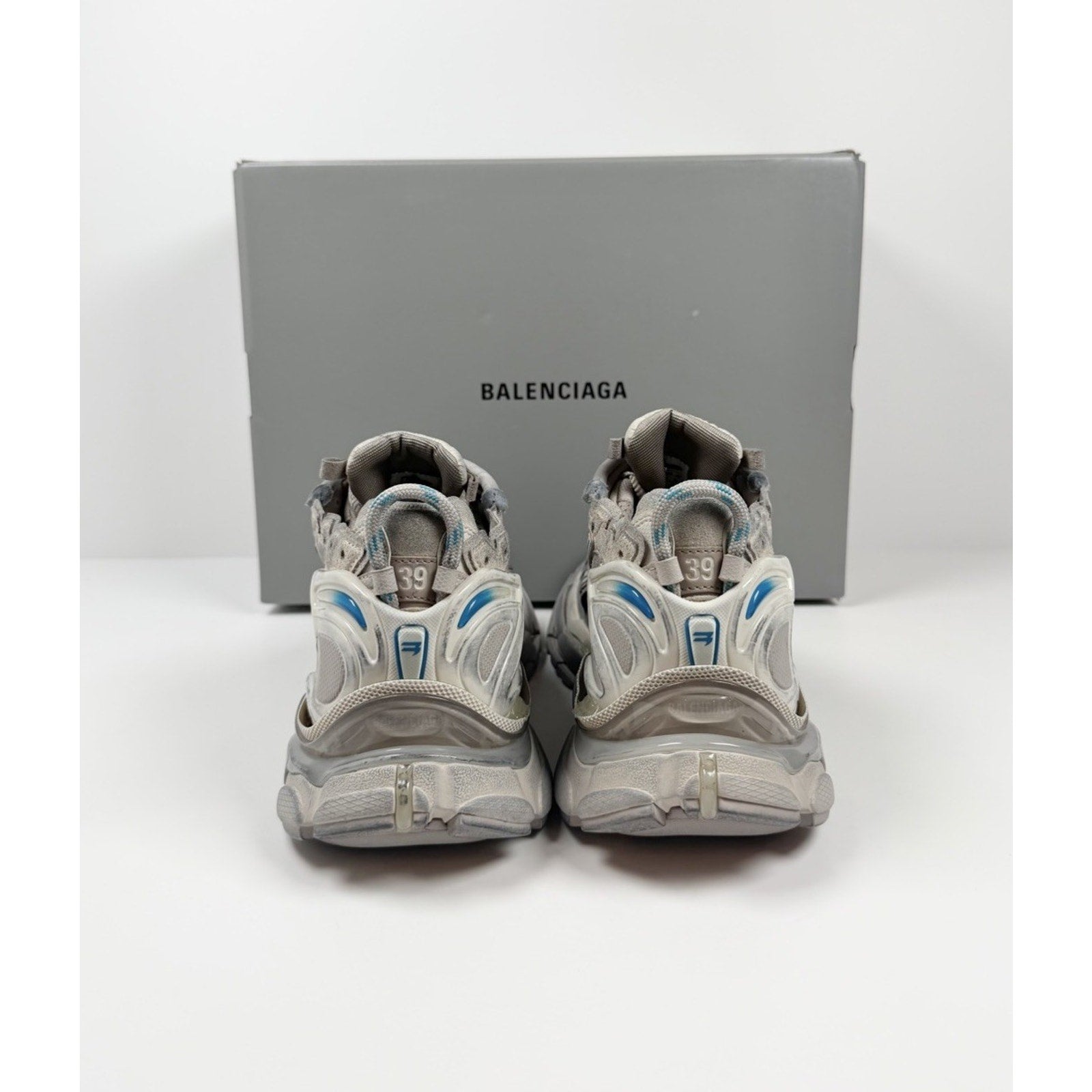 Size 39EU/9W - Balenciaga Runner Womens  NEW
