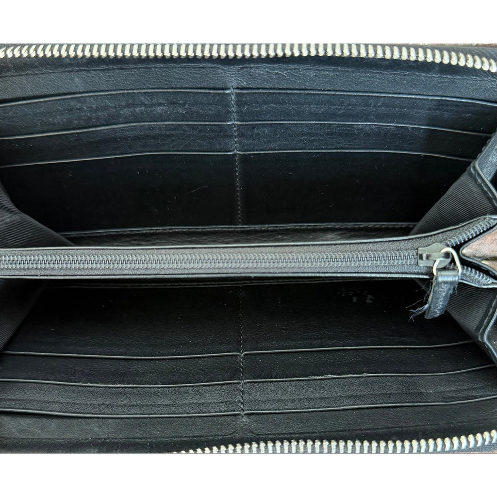 Gucci Zip Around Wallet