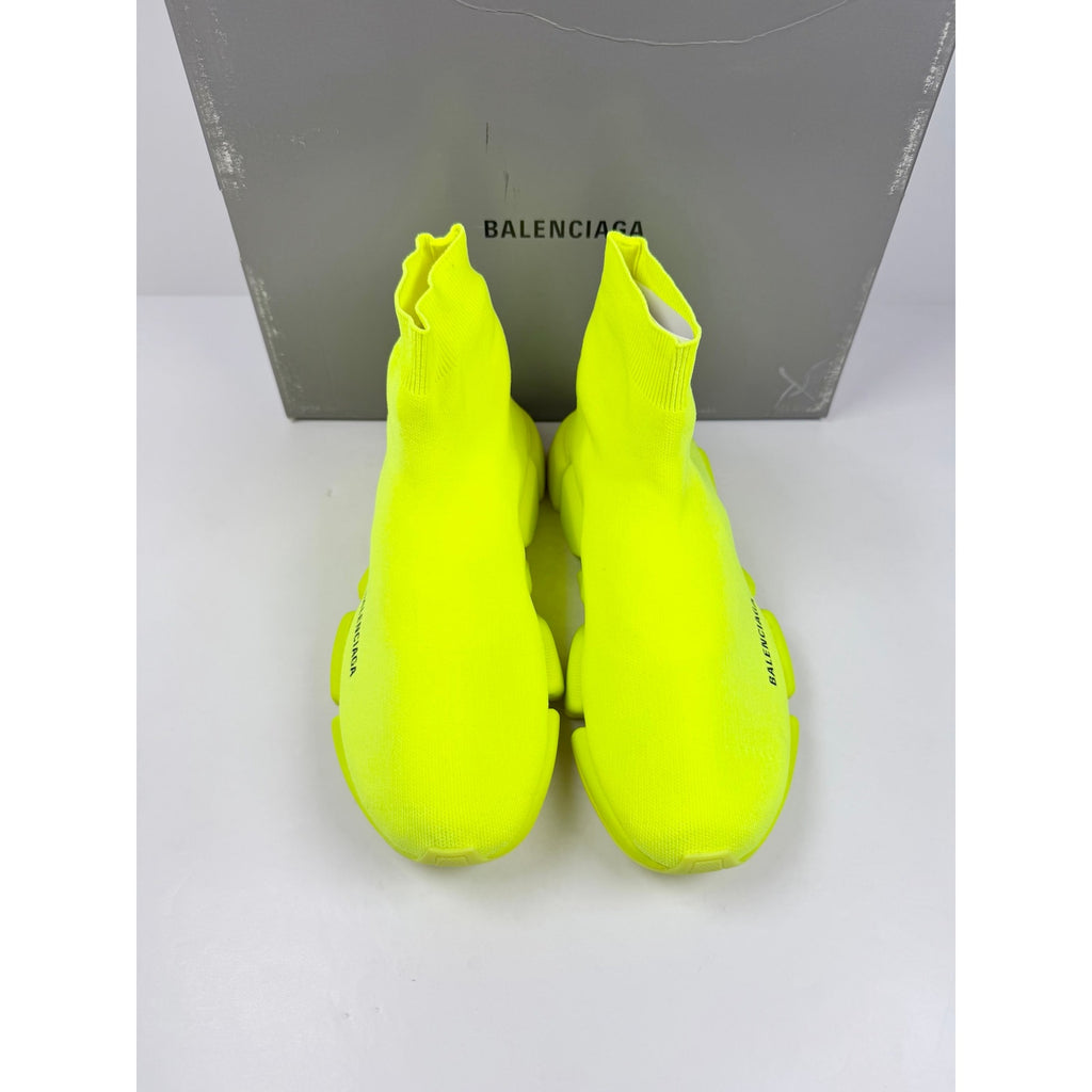 Size 43EU/10US - Balenciaga neon speed NEW!
