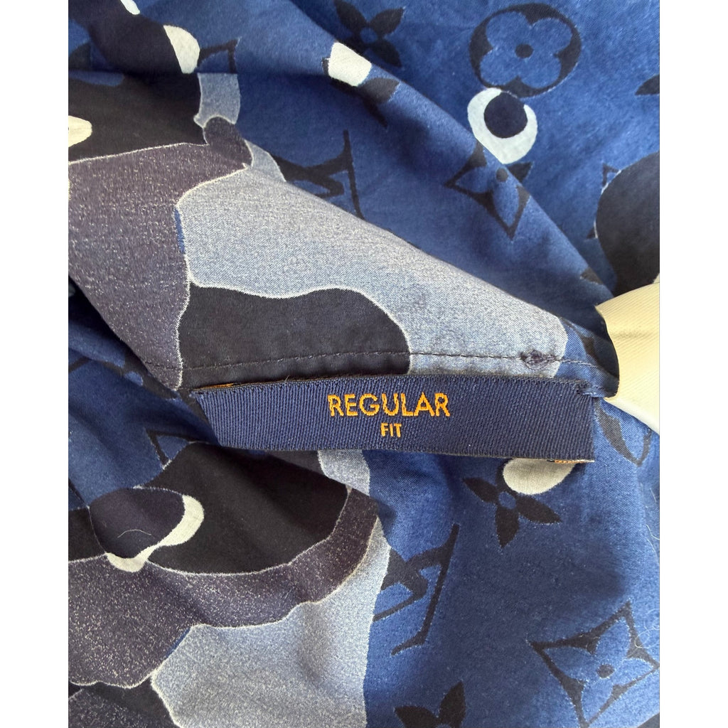 Size S - Louis Vuitton Camo Monogram Button Up