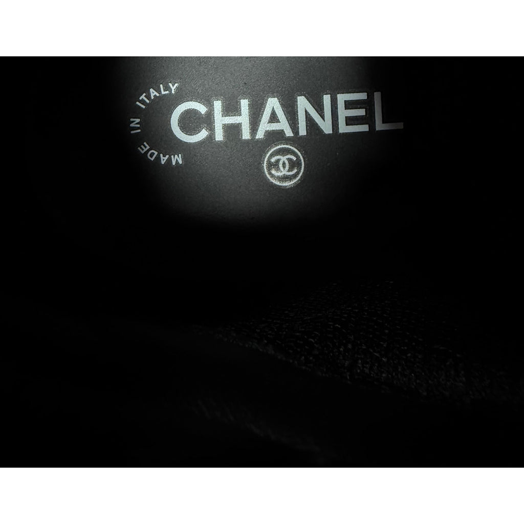 Size 42EU/9US - Chanel Interlocking High Top NEW