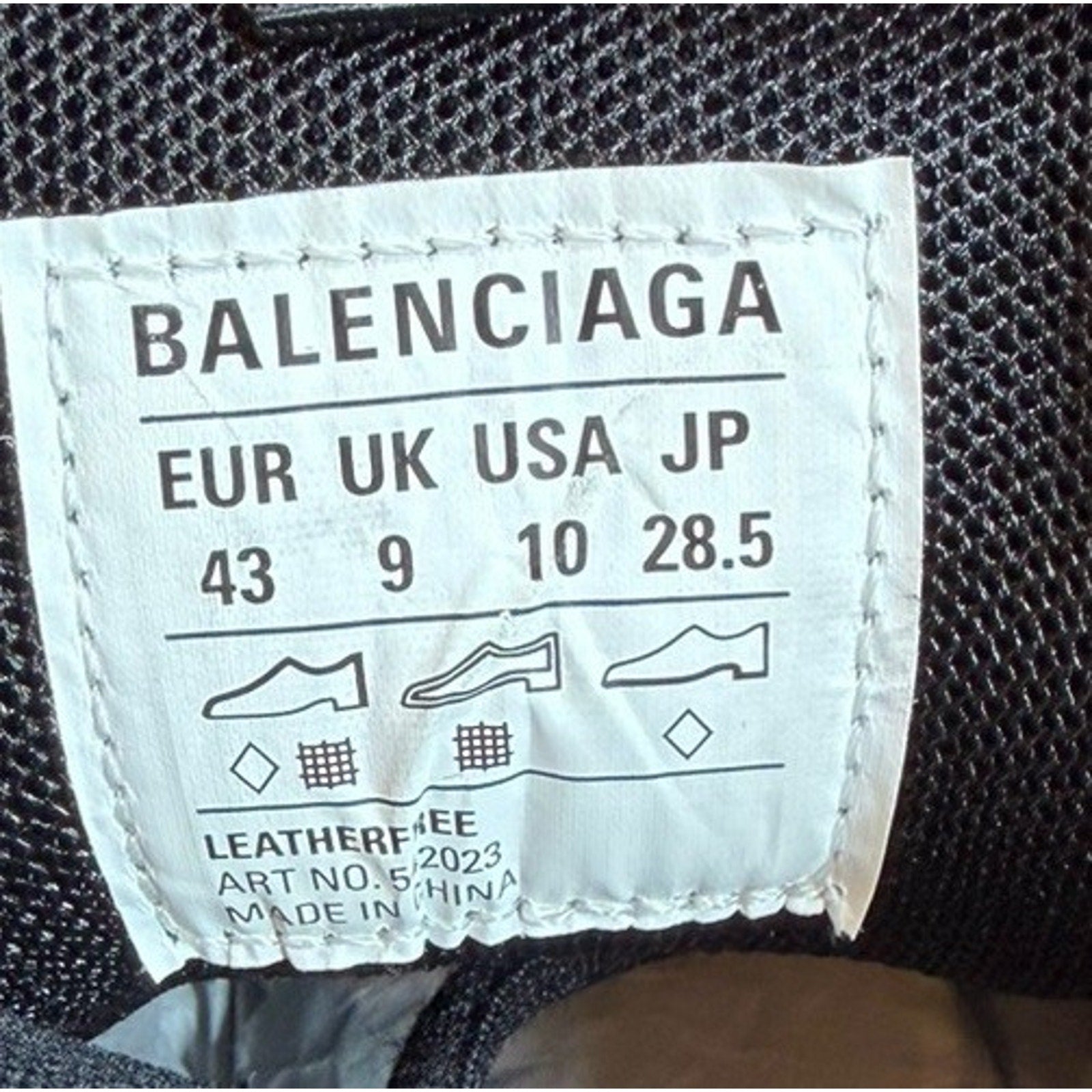 Size 43EU/10US - Balenciaga Track Black Silver NEW