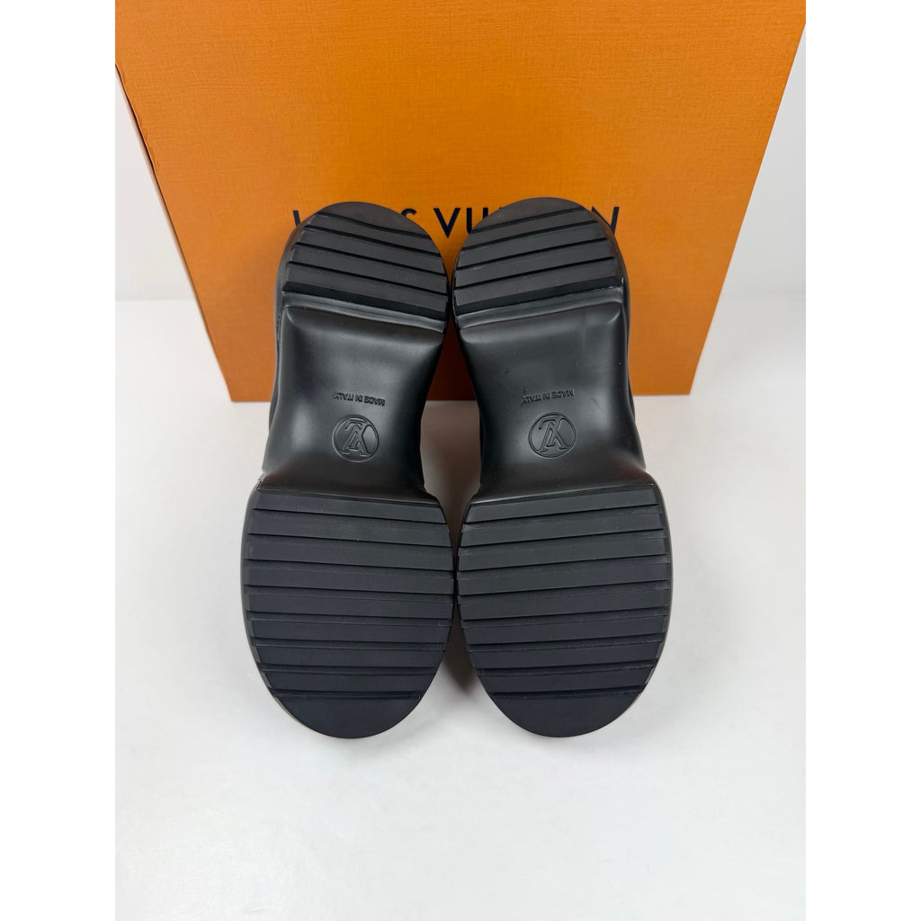 Size 38/8 - Louis Vuitton Archlight Women’s NEW