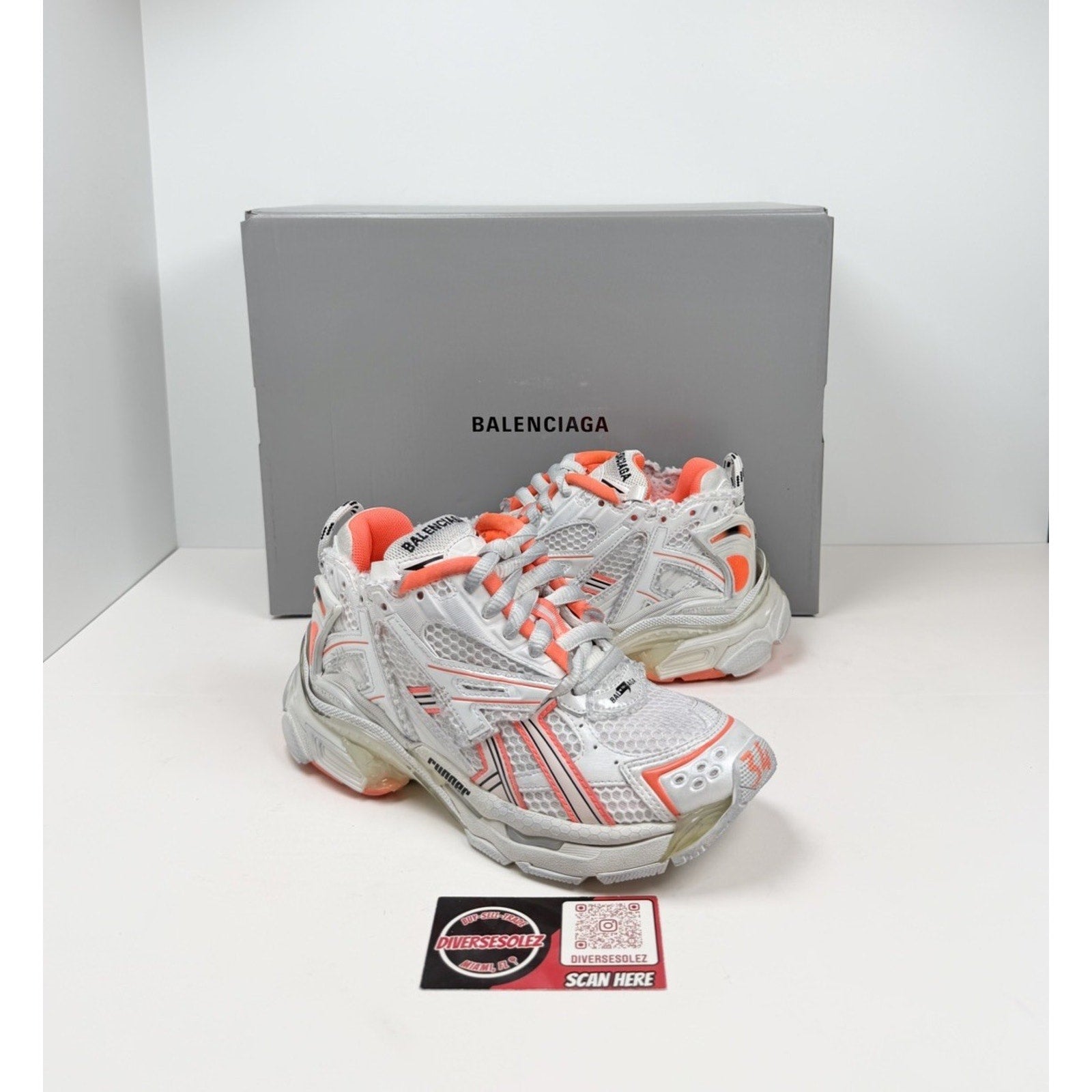 Size 34EU/4W - Balenciaga Runner NEW