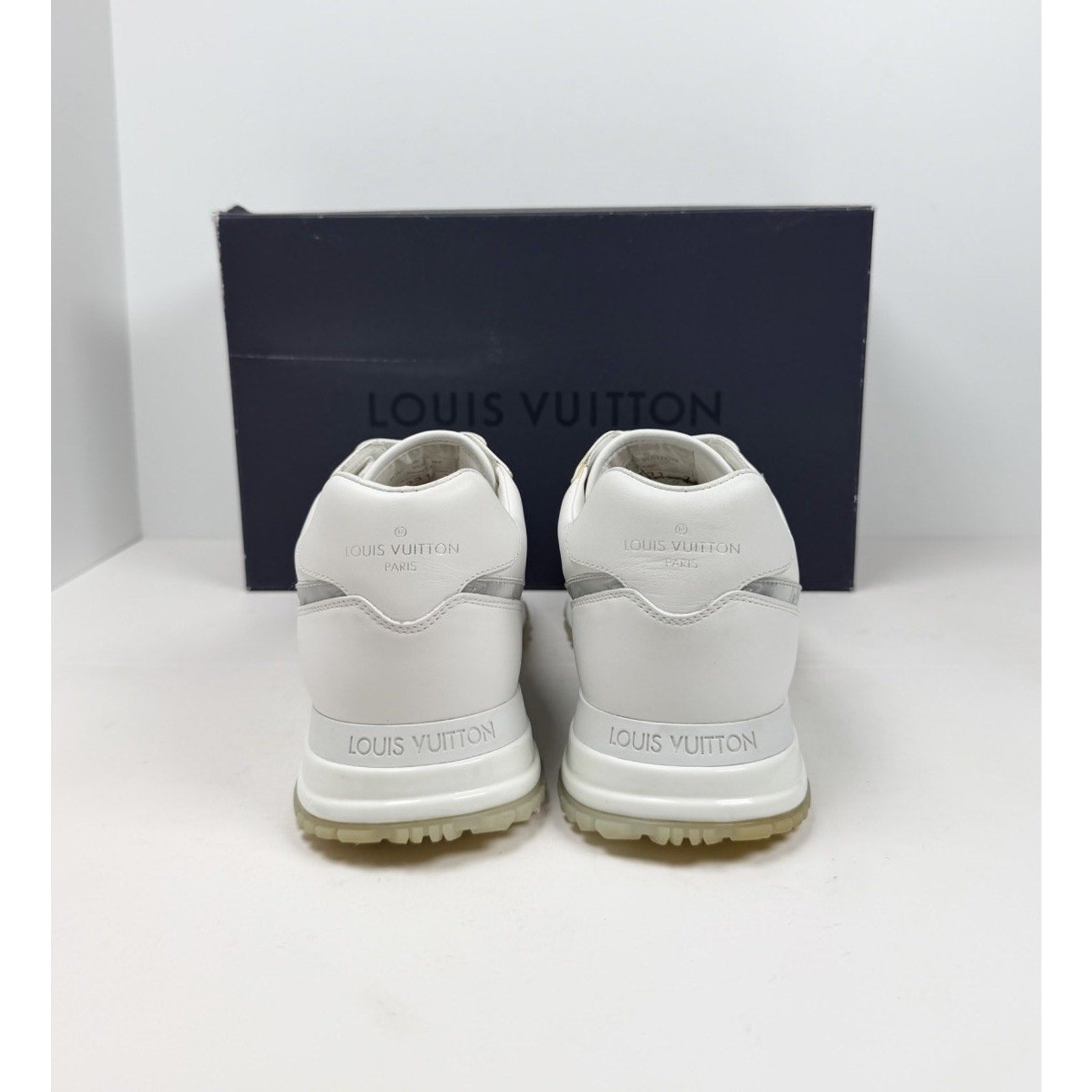Size 7LV/8US - Louis Vuitton Run Away White Monogram