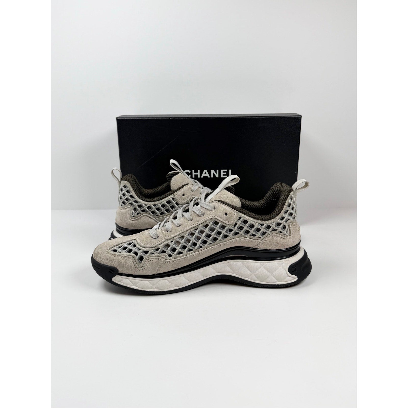 Size 42EU/9US - Chanel Interlocking CC Sneakers