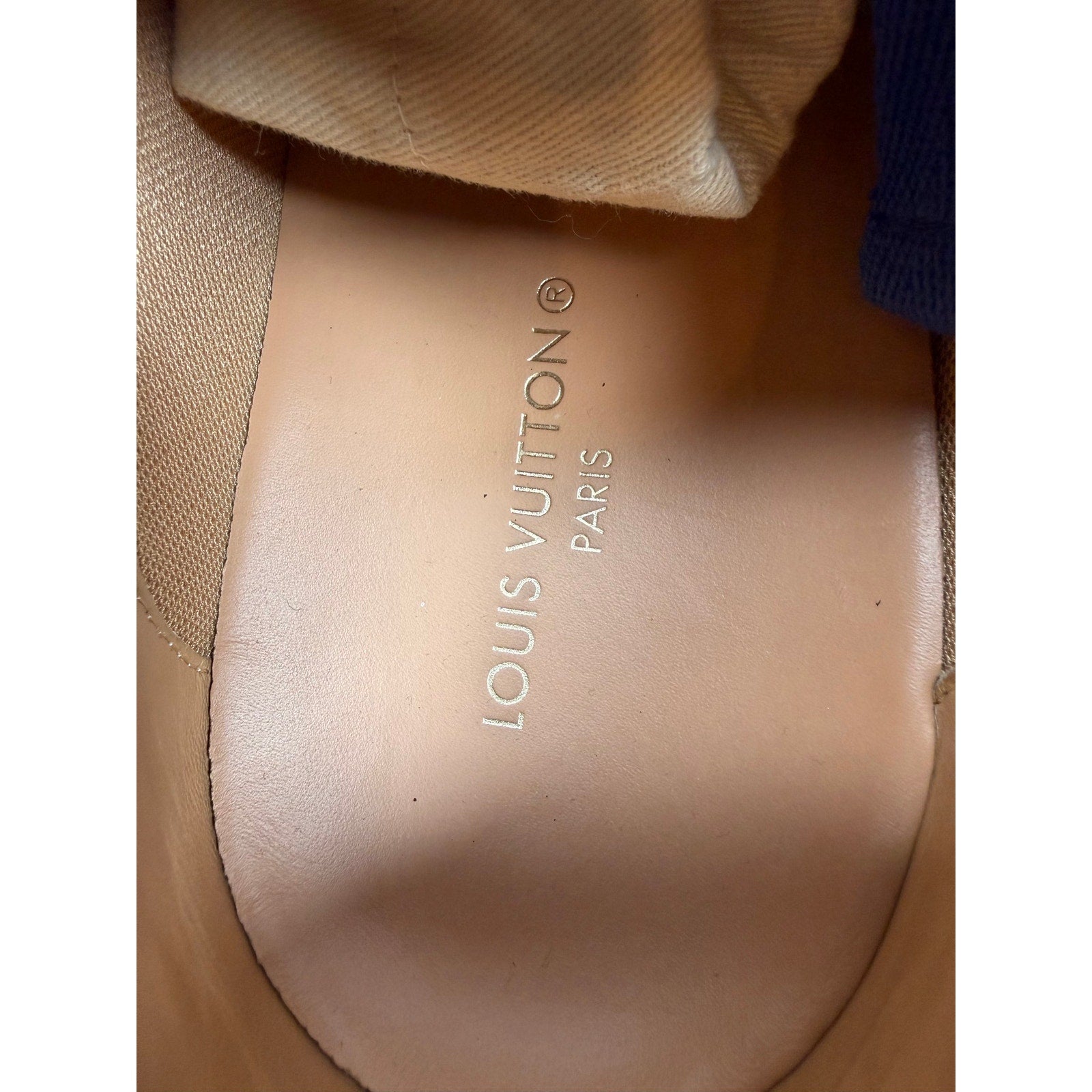 Size 5.5LV/6.5US - Louis Vuitton Beverly Hills