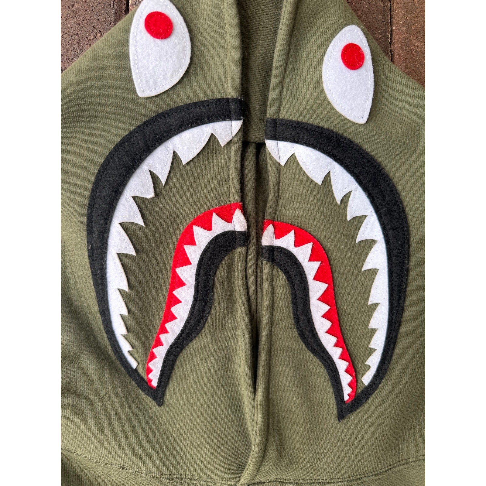 Size M - Bape Olive Pullover Hoodie