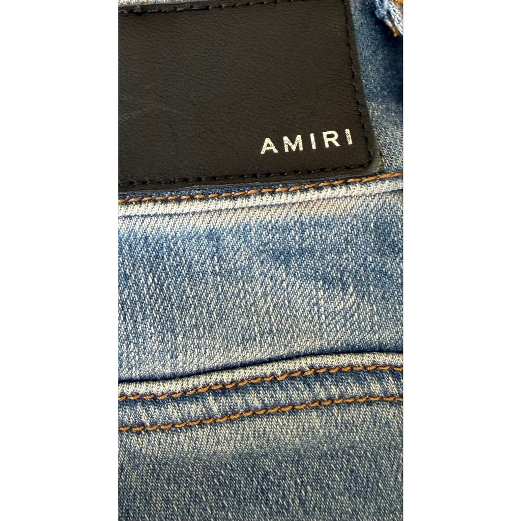Size 28 - Amiri Serif Logo Jeans