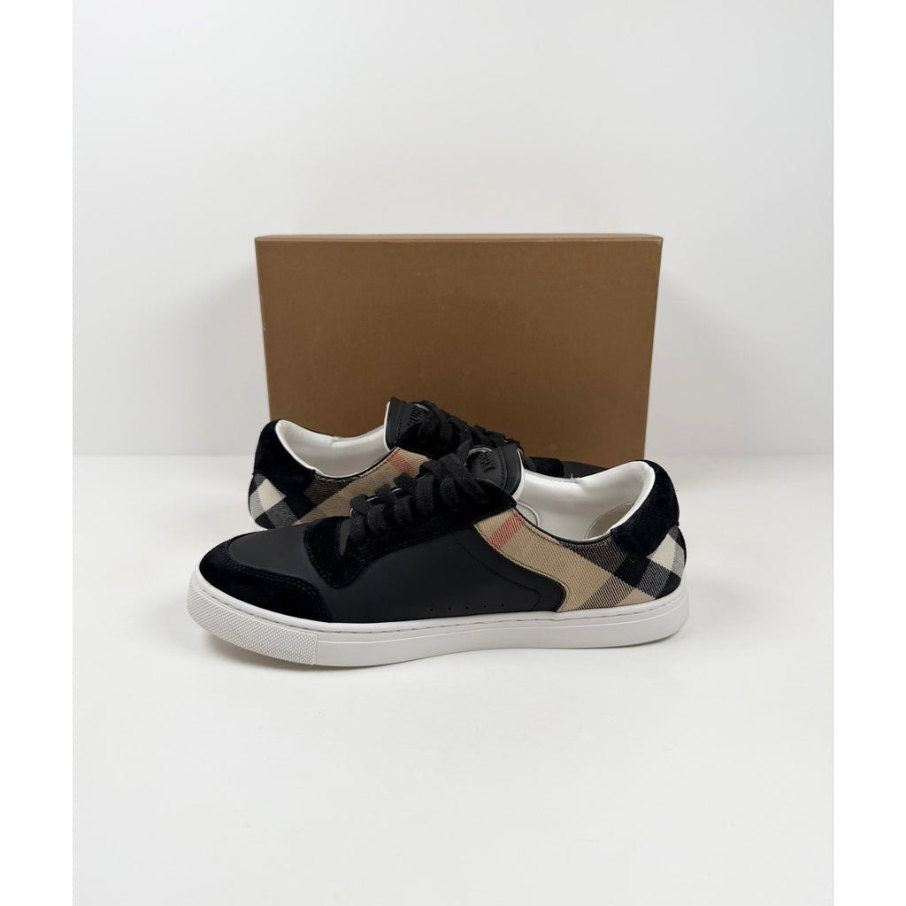 Size 41EU/8US - Burberry Low Top Check