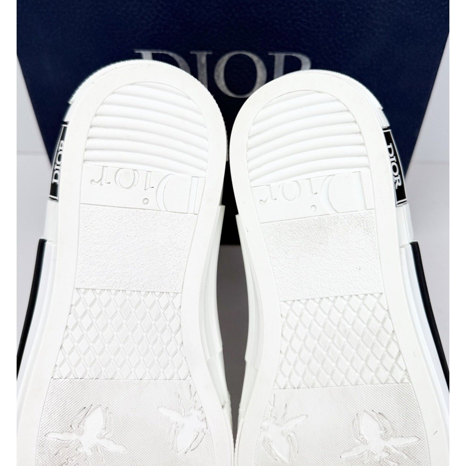 Size 40EU/7US - Dior B23 High x Kenny Scharf Like New
