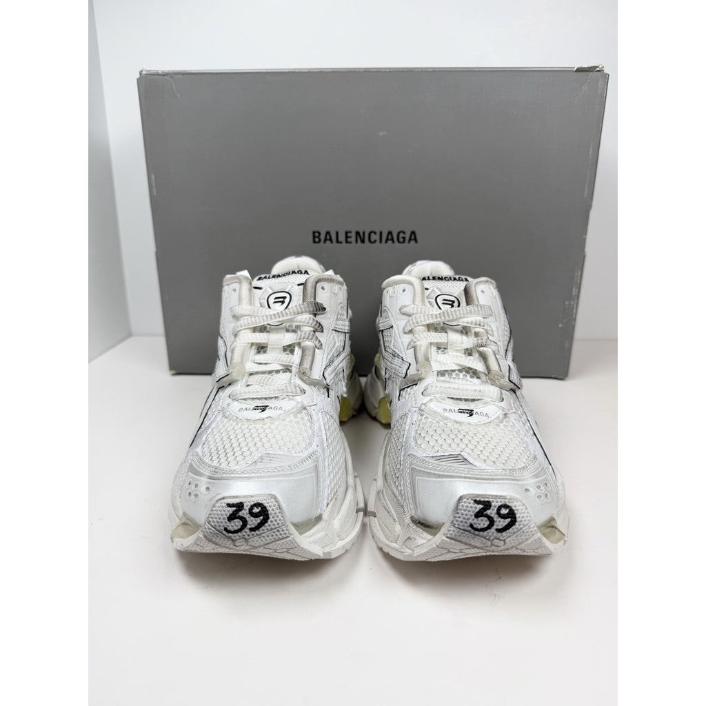 Size 39EU/6US - Balenciaga Runner White Distressed NEW