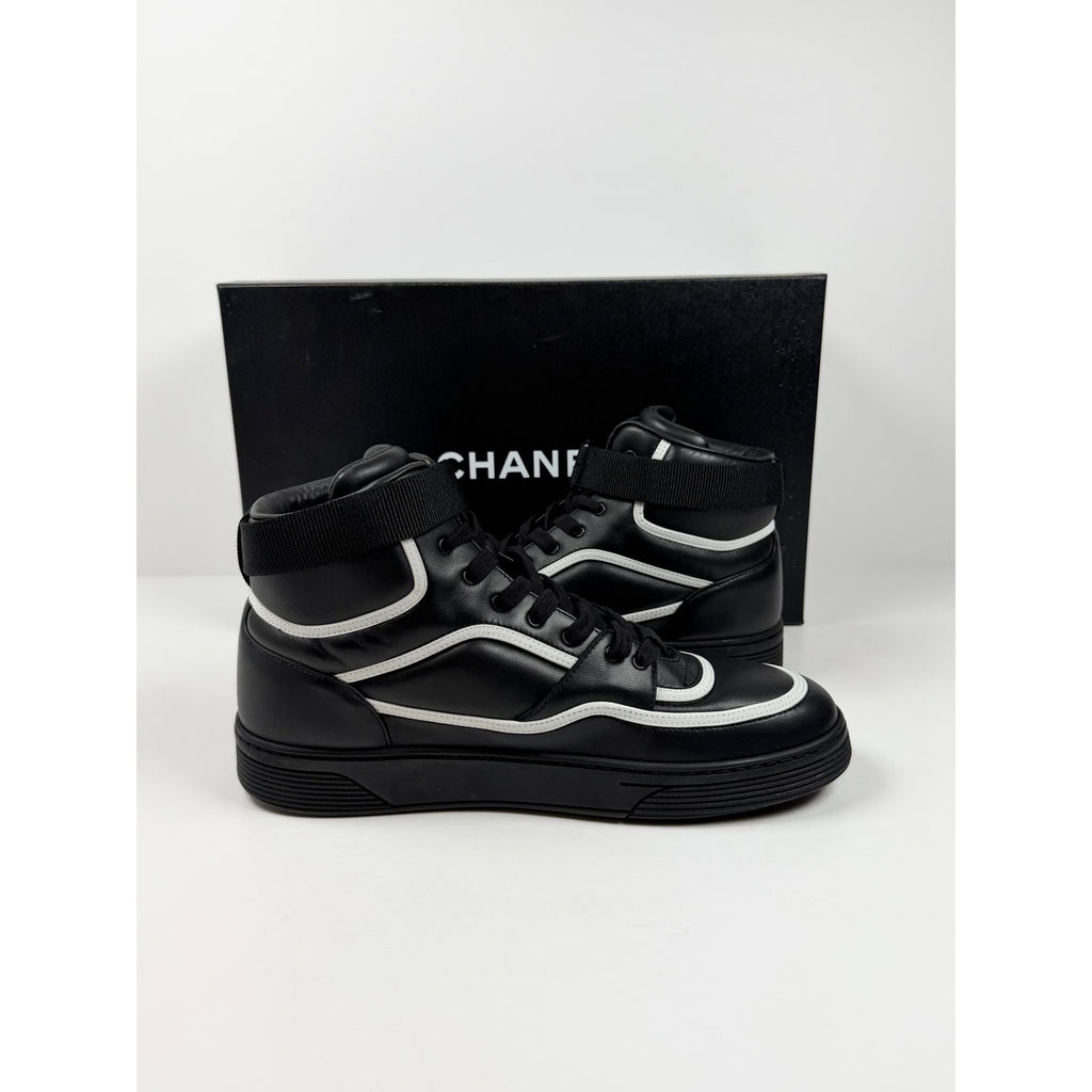 Size 42EU/9US - Chanel Interlocking High Top NEW