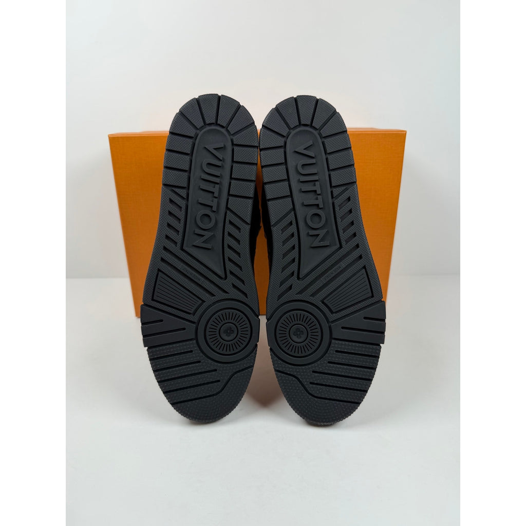 Size 10LV/11.5US - Louis Vuitton Trainer Black NEW