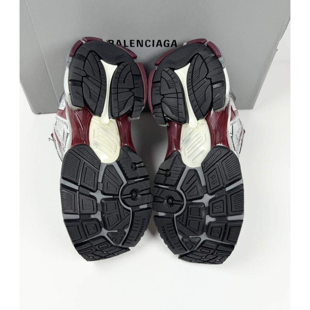 Size 39EU/6US - Balenciaga Runner Burgundy NEW!