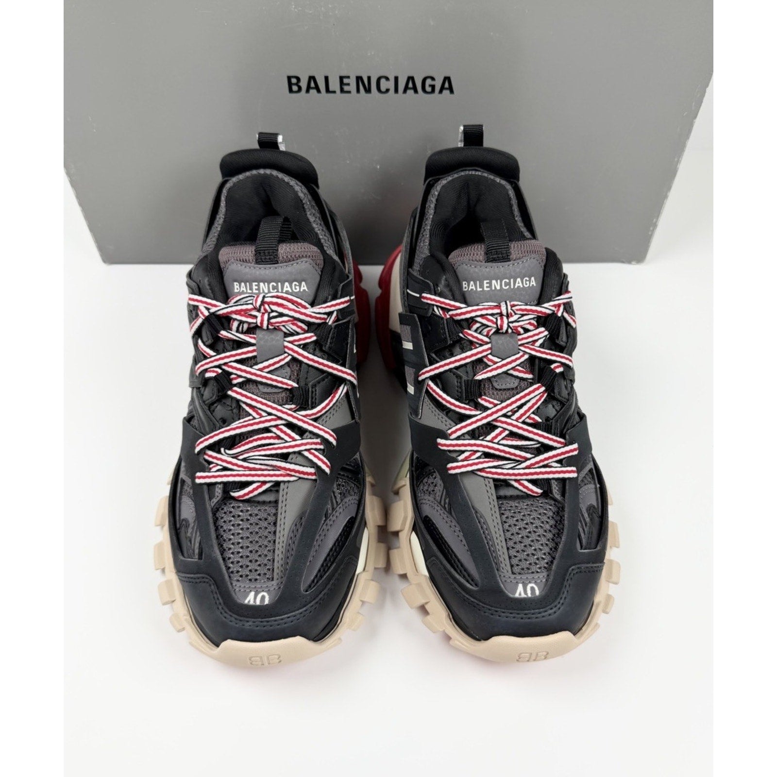 Size 40EU/7US - Balenciaga Track Black Red NEW