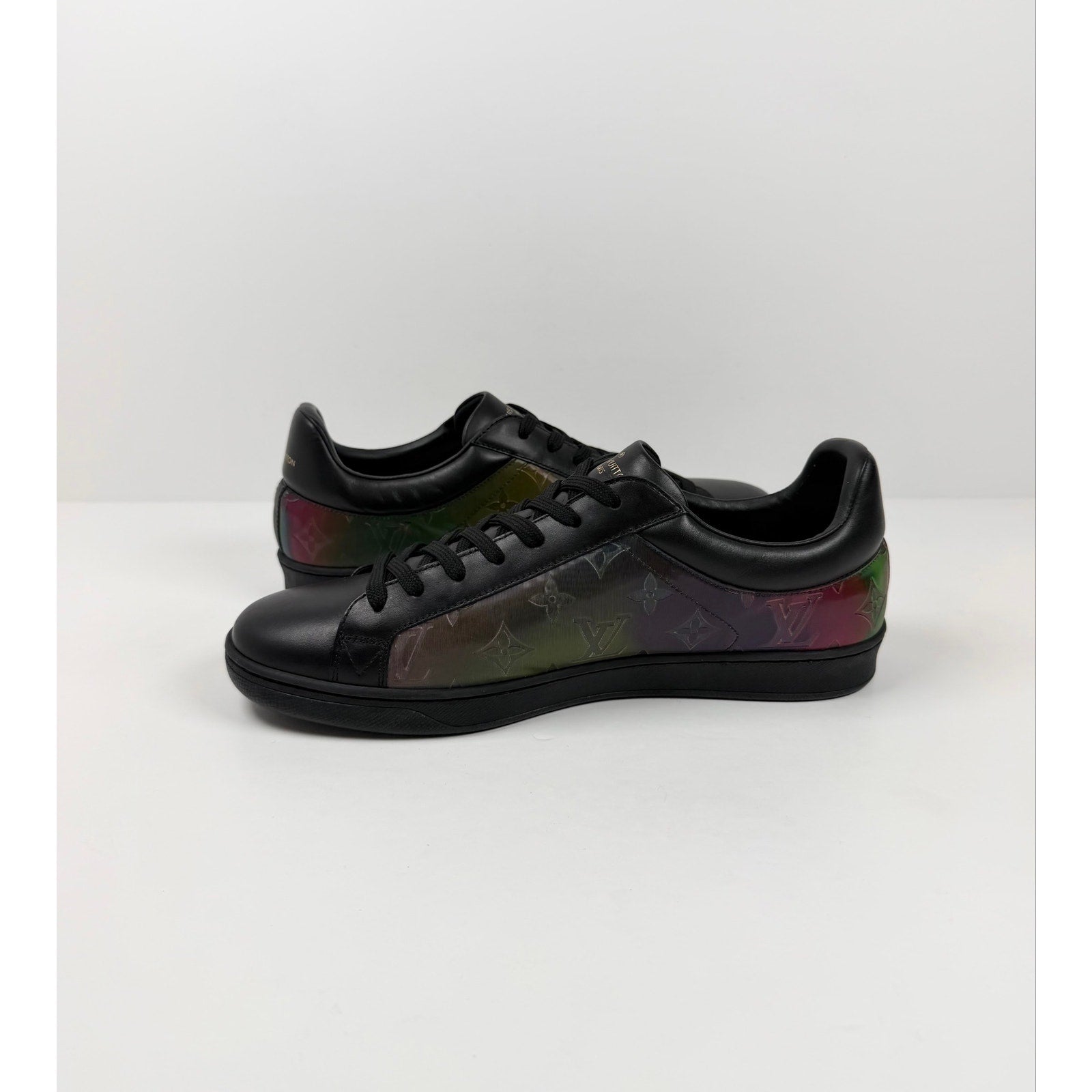 Size 8LV/9US - Louis Vuitton Luxembourg Prism