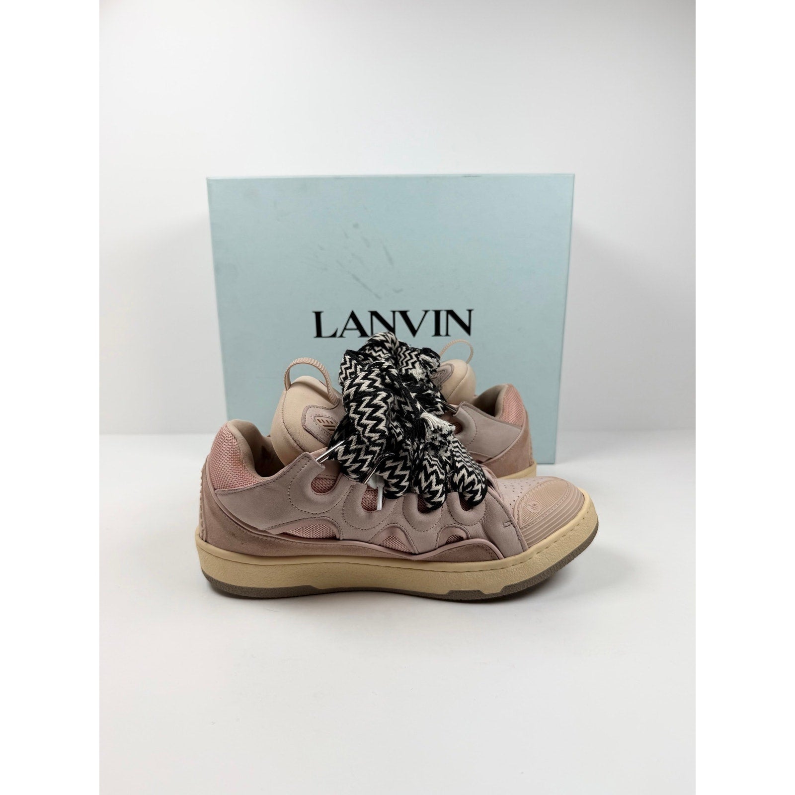 Size 42EU/9US - Lanvin Curb Pink Sneakers