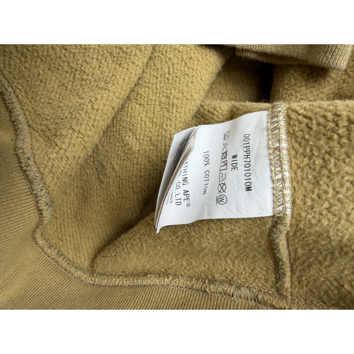 Size XL - Bape ABC Camo Zip Up Hoodie