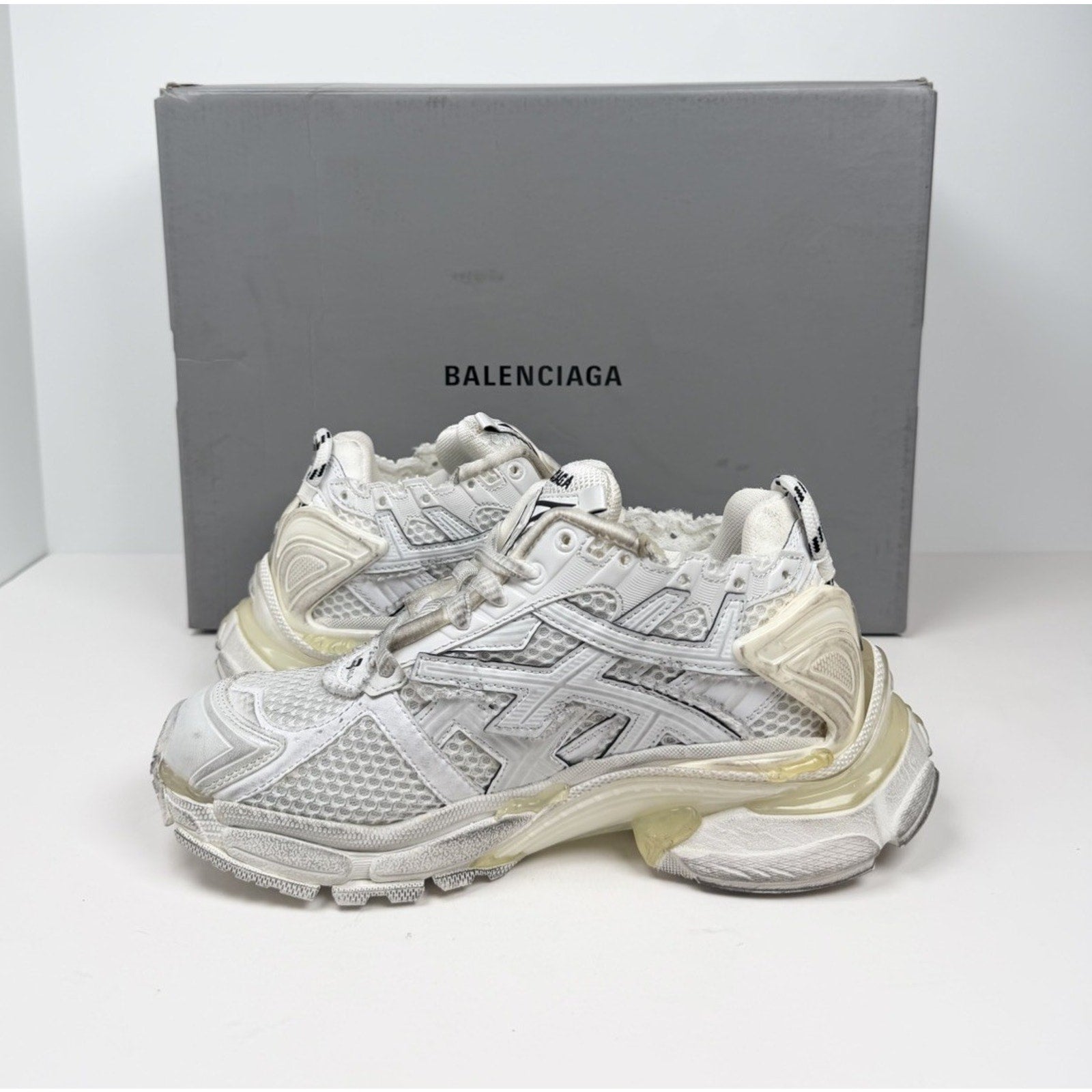 Size 34EU/4W - Balenciaga Runner White Distressed NEW