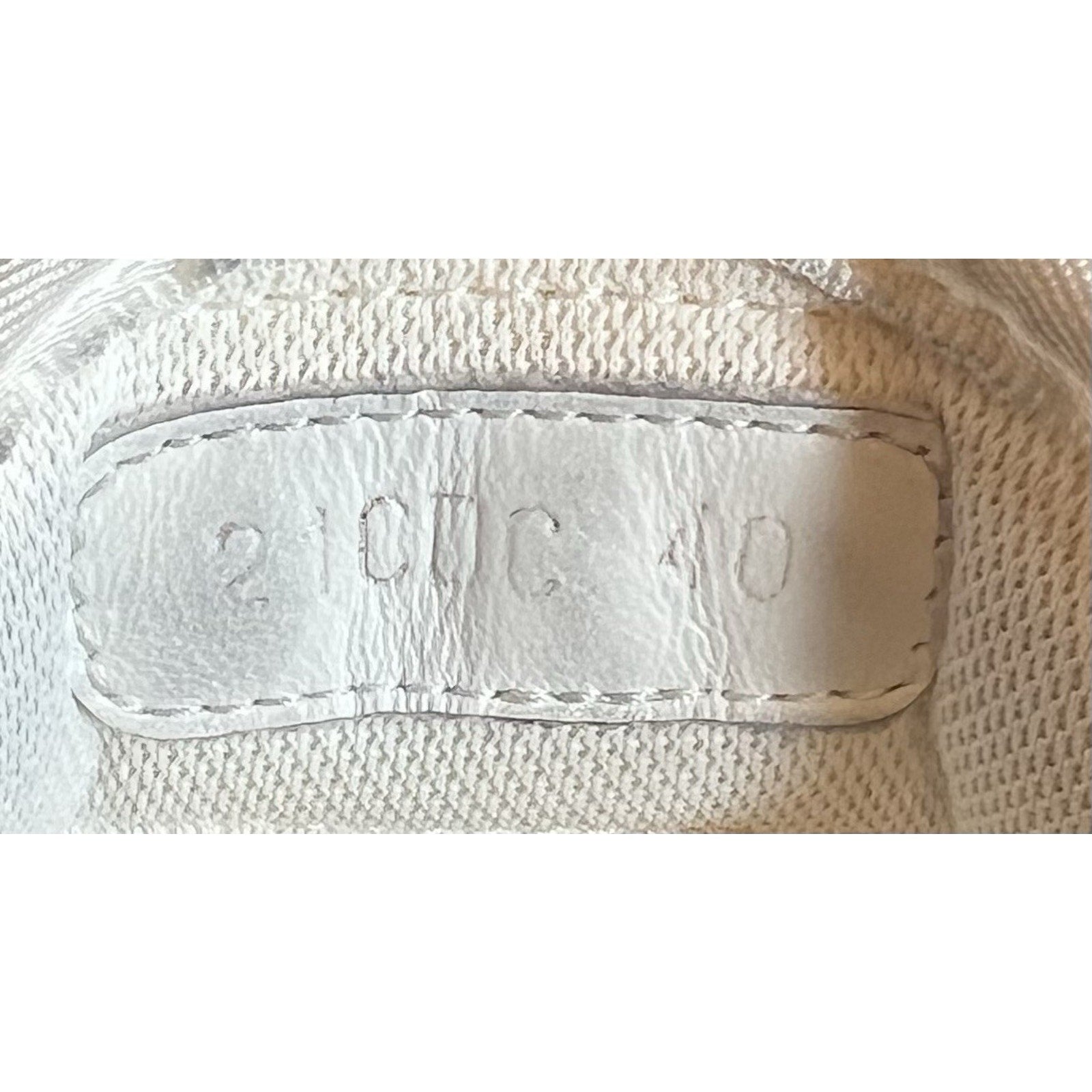 Size 40EU/7US - Dior B25 Oblique Runner