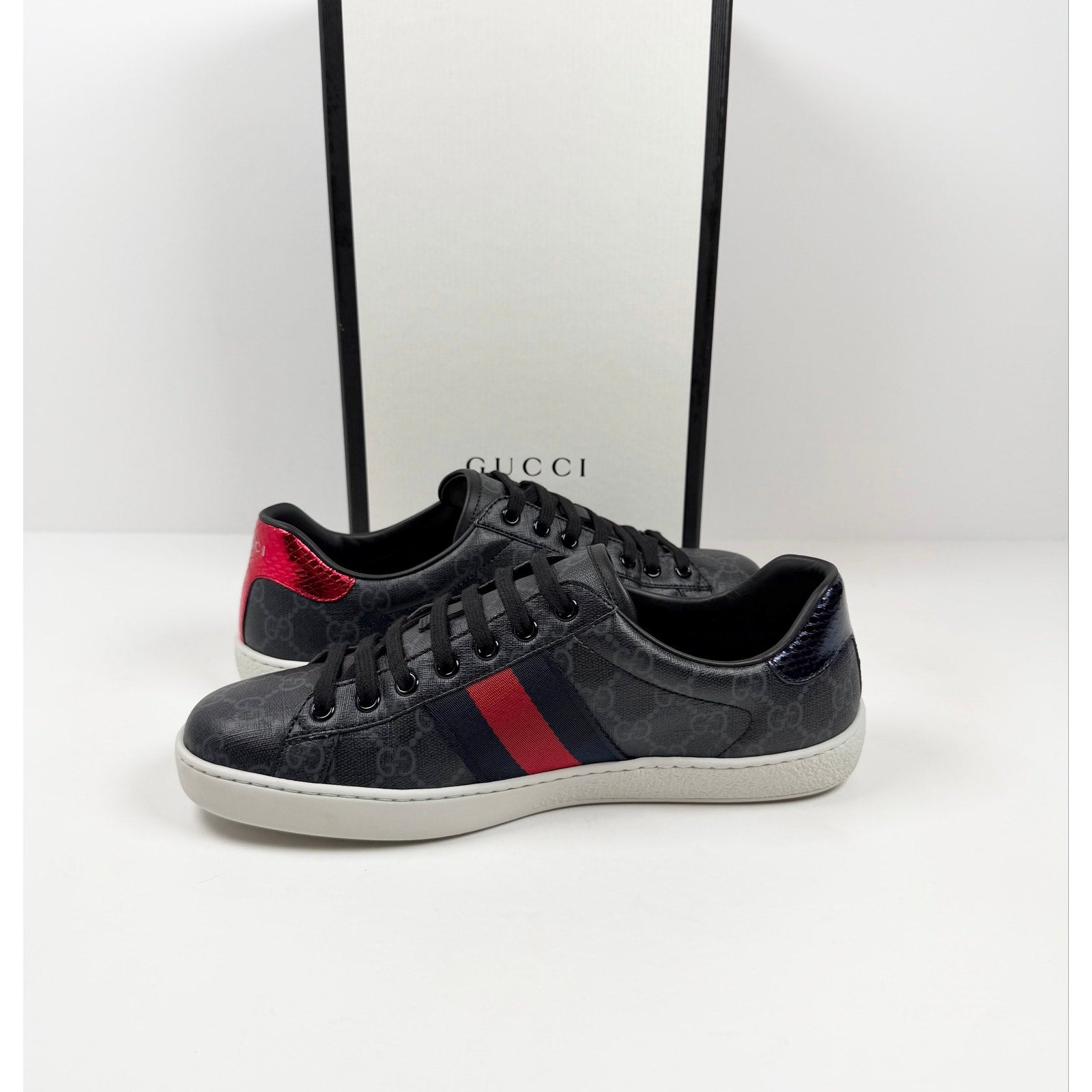 Size 8US - Gucci Ace GG Supreme Black