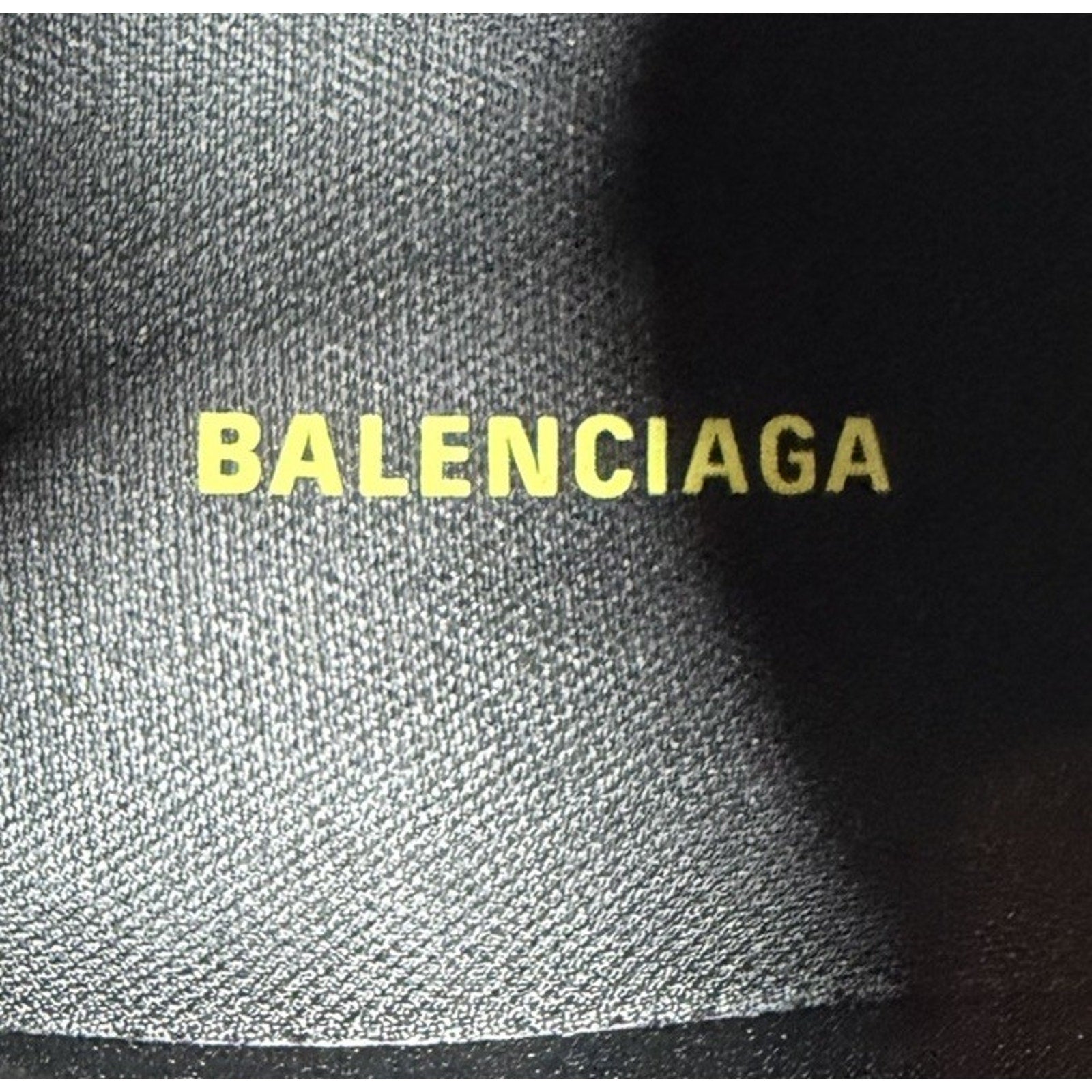 Size 41EU/8US - Balenciaga Runner White Yellow Blue NEW!