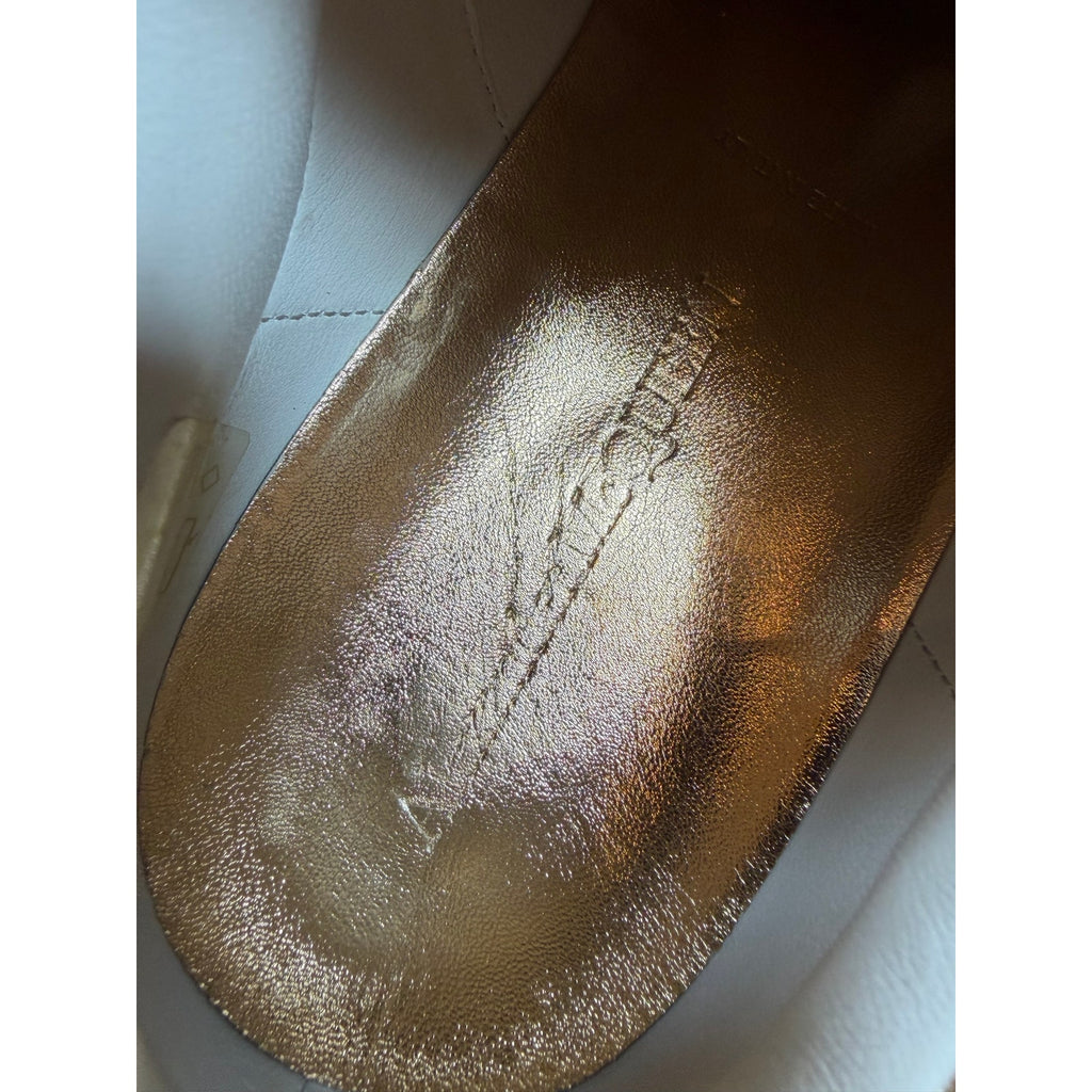 Size 41EU/8US - Alexander McQueen White Gold