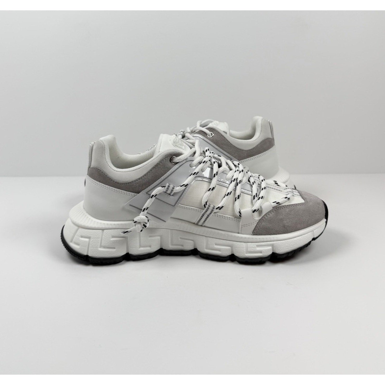 Size 41EU/8US - Versace Trigreca White Sneakers NEW!