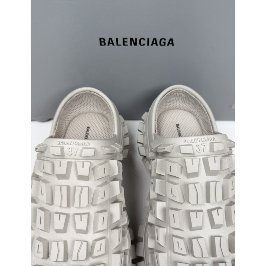 Size 7 Women's - Balenciaga Defender Beige Clogs NEW