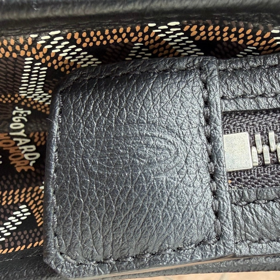 Goyard Jouvence MM Toiletry Bag