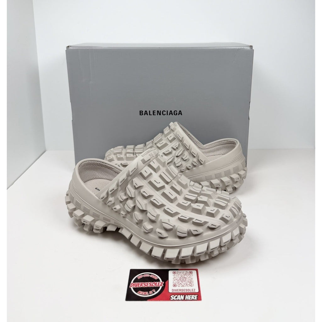 Size 8 Women's - Balenciaga Defender Beige Clogs NEW