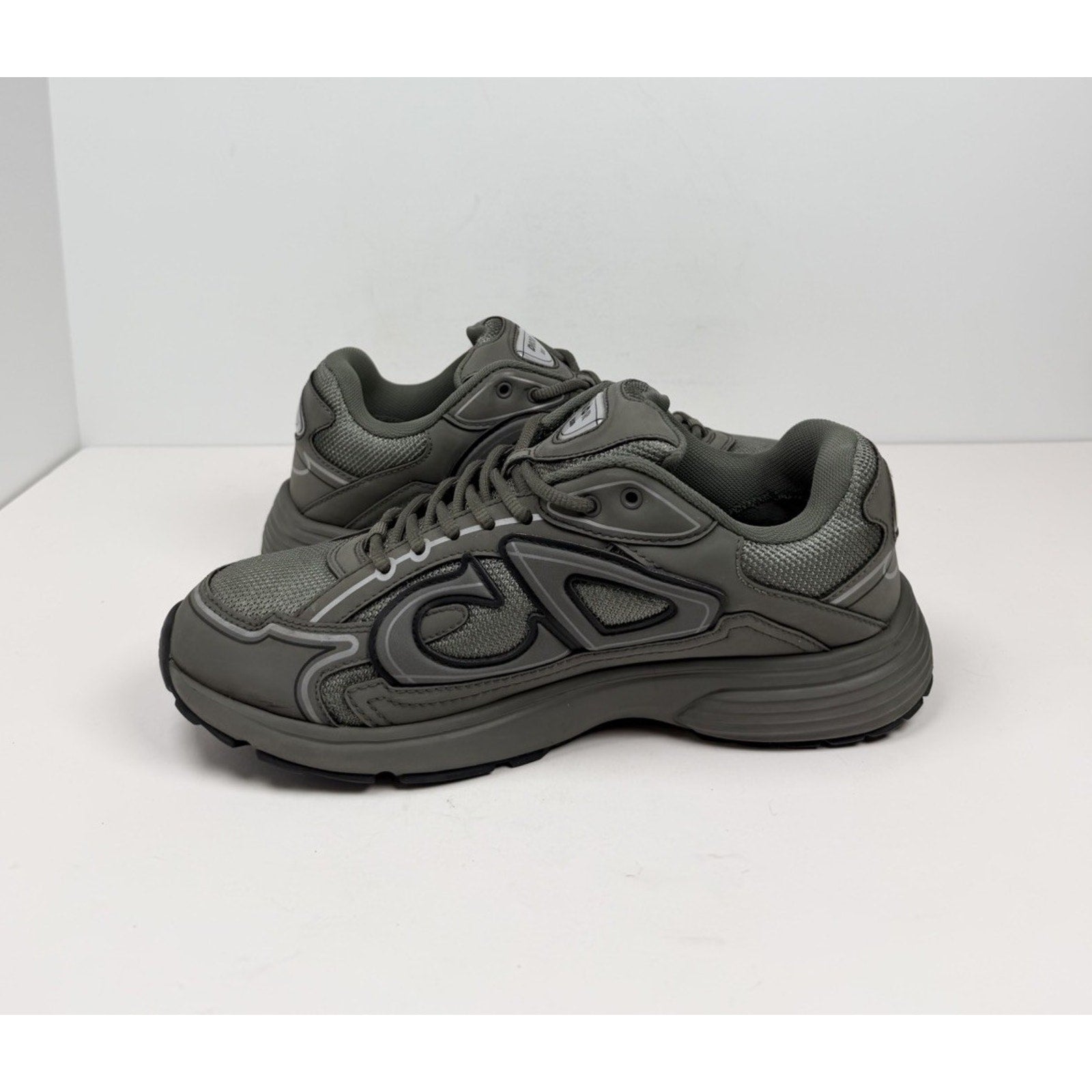 Size 41EU/8US - Dior B30 Reflective Olive Sneakers🫒 Retail $1,150!