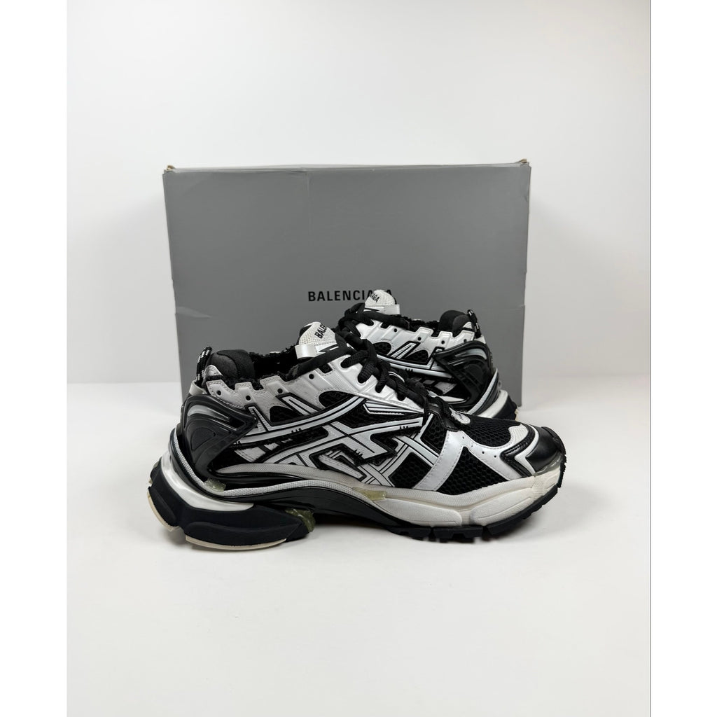 Size 43EU/10US - Balenciaga Runner Black White