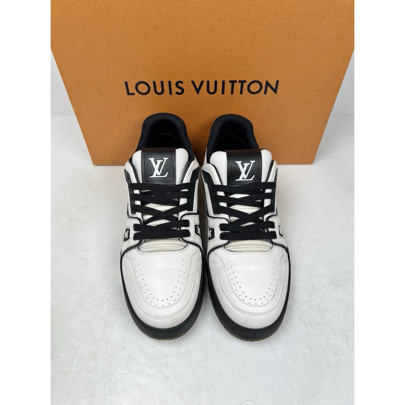 Size 6.5LV/8US - Louis Vuitton Trainer