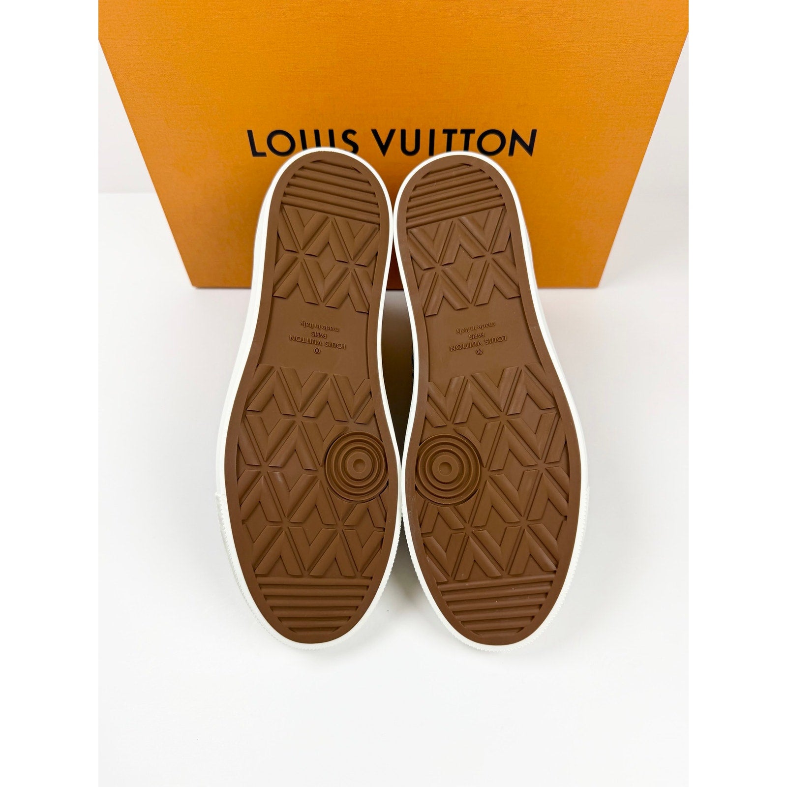 Size 7LV/8US - Louis Vuitton Tattoo Denim High Top NEW