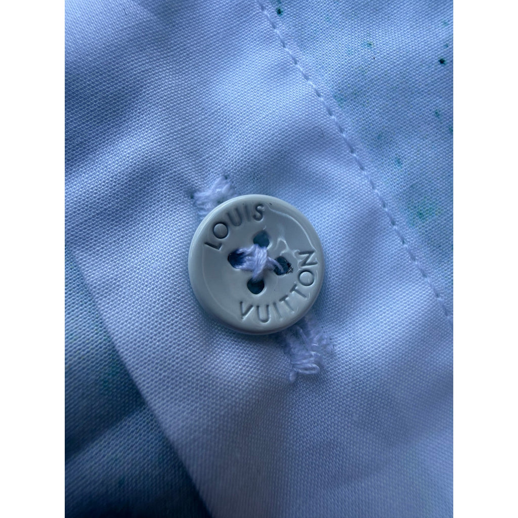 Size 2XL - Louis Vuitton Gradient Spray Monogram Shirt NEW