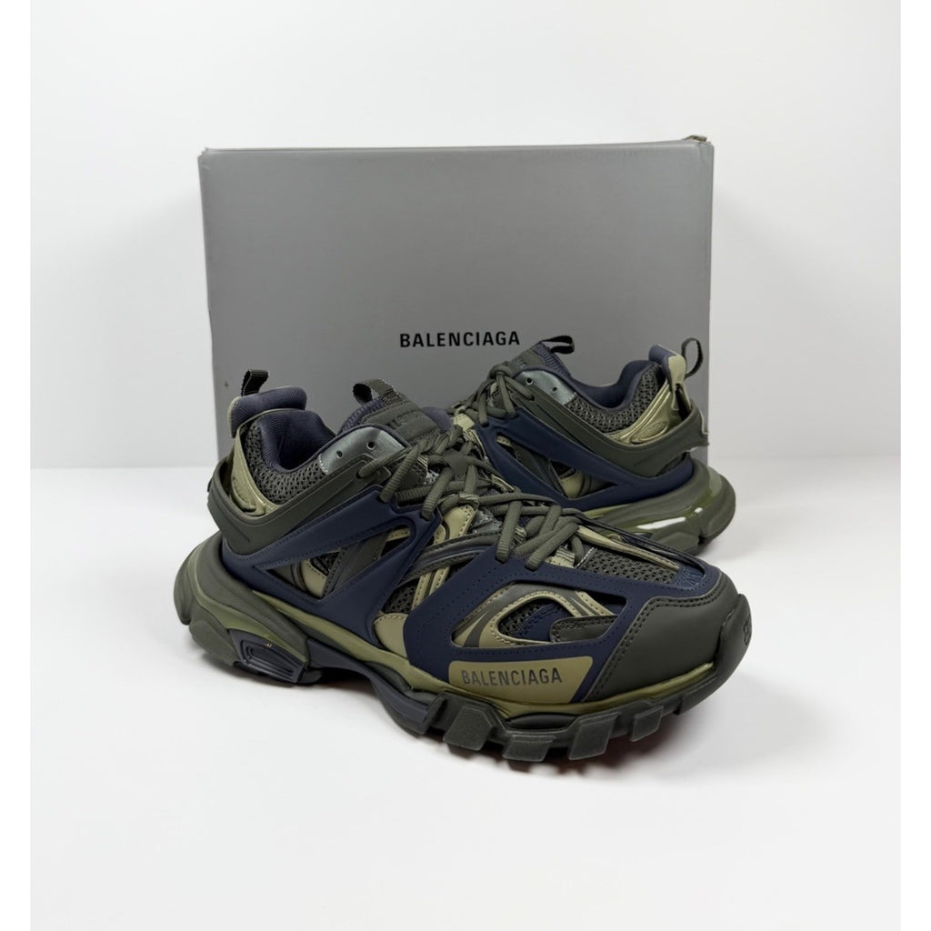 Size 41EU/8US - Balenciaga Track Green NEW