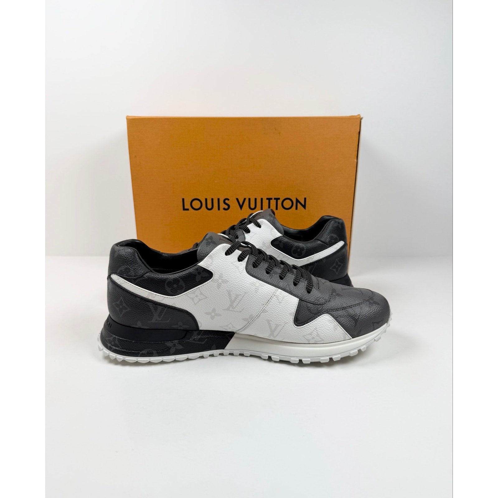 Size 11UK/12US - Louis Vuitton Runaway Like New!