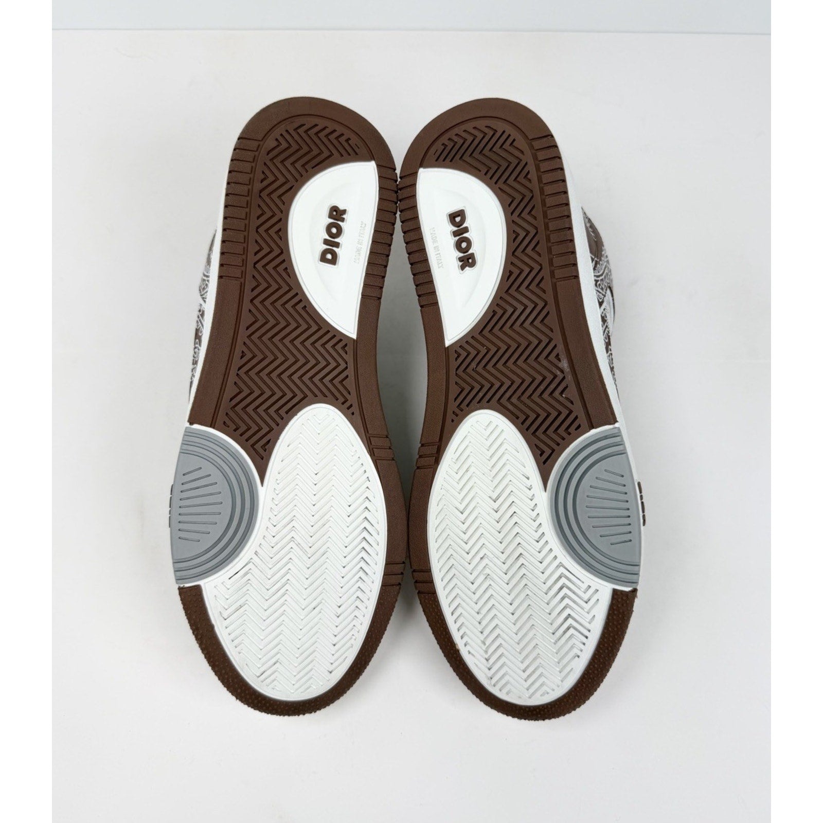 Size 41EU/8US - Dior B27 Paisley Brown Oblique