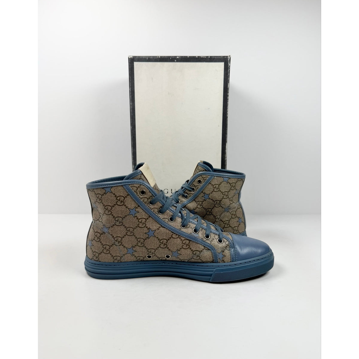 Size 9US - Gucci Monogram Stars High Top